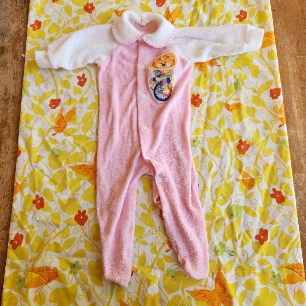 Vintage Terry Cloth Baby Girl 0-3 Month Snap Button Footed Sleeper Pink Circus L